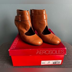 Aerosoles Women’s Alaska Tan Leather Ankle Boots